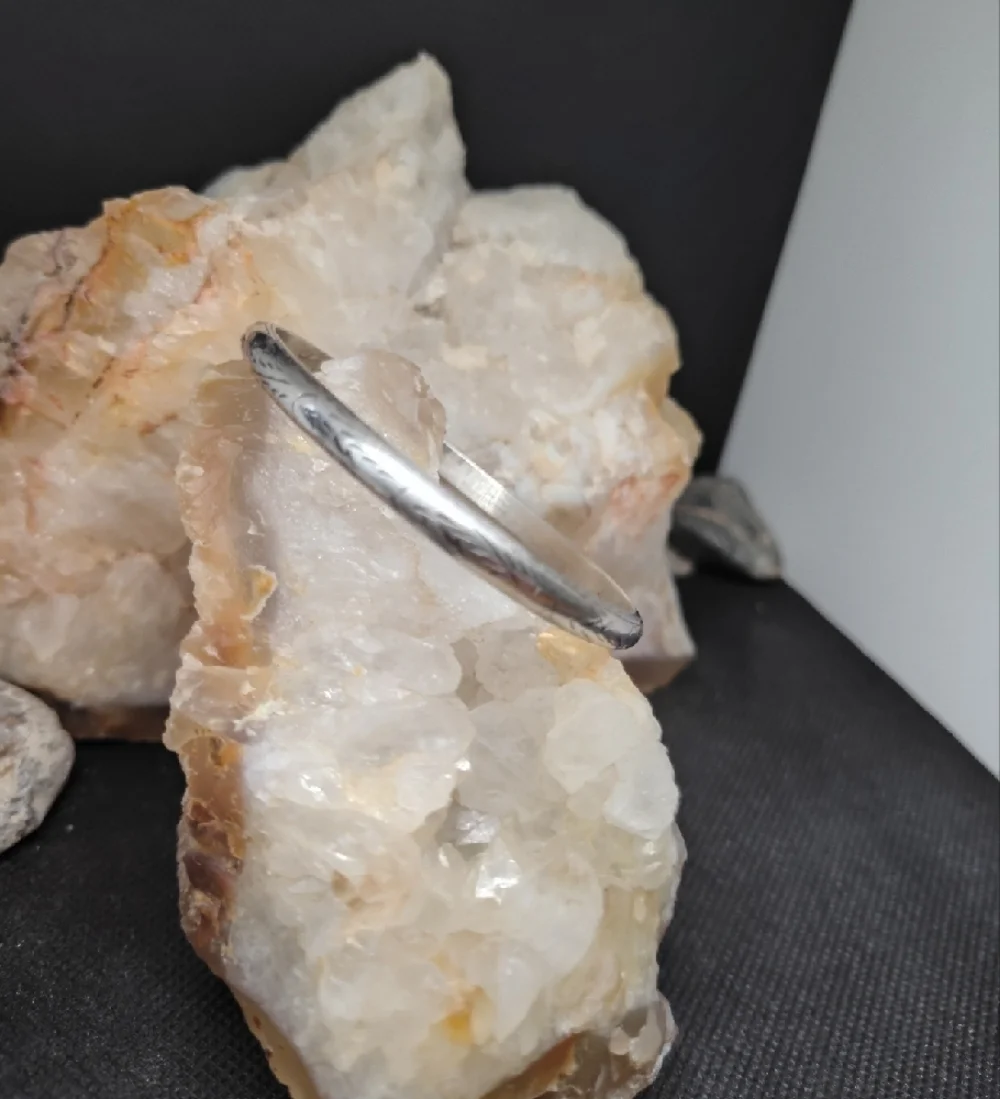 Vintage Sterling Silver Engraved Bangle Bracelet With Safety Chain - Picture 5 of 5